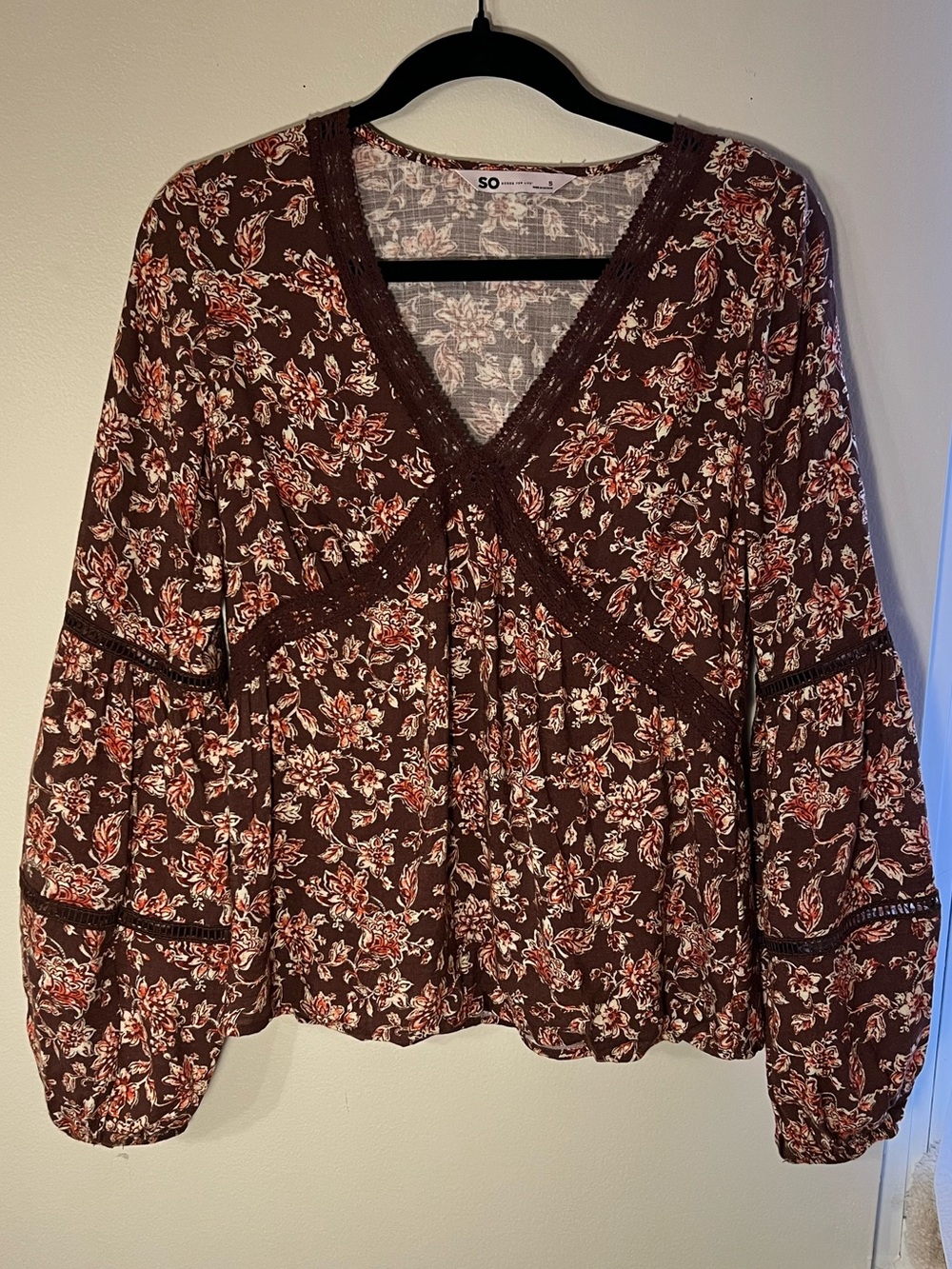 SO Floral Lace Trim Shirt